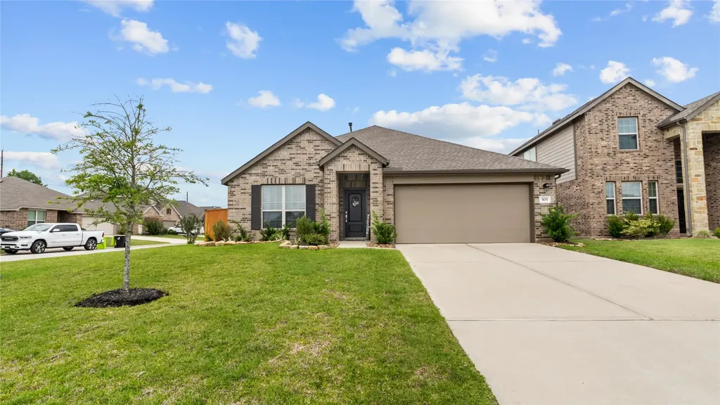 303 Stablebrook Street Magnolia TX 77354