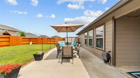 303 Stablebrook Street Magnolia TX 77354