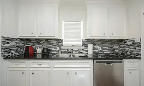 4331 Marina Street B Houston TX 77007