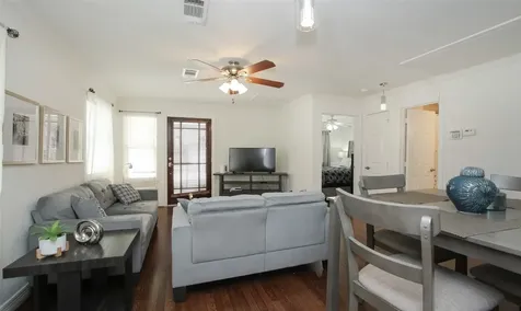 4331 Marina Street B Houston TX 77007