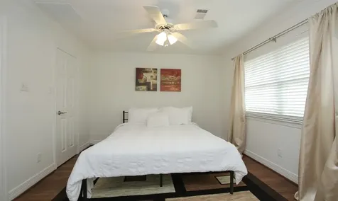 4331 Marina Street B Houston TX 77007