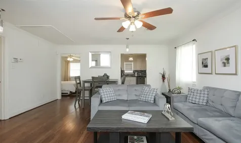 4331 Marina Street B Houston TX 77007