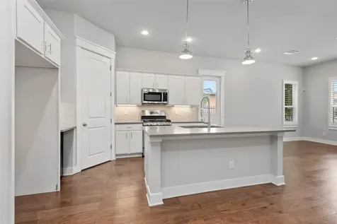 909 Oak Street C Houston TX 77018