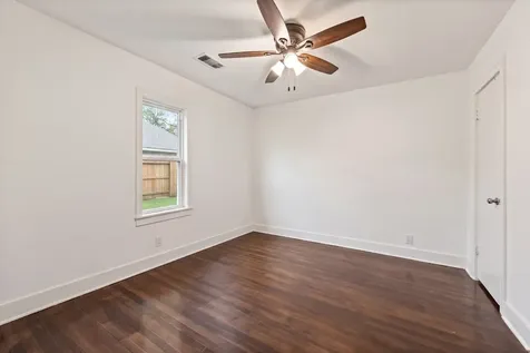 6942 Moss Rose Street Houston TX 77087