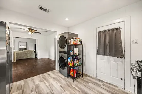 6942 Moss Rose Street Houston TX 77087