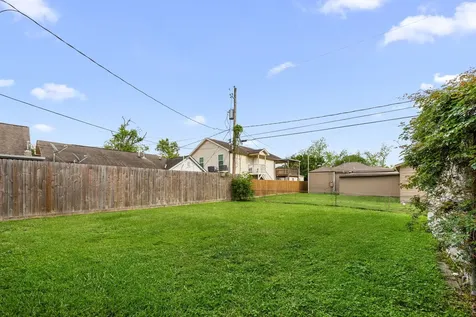 6942 Moss Rose Street Houston TX 77087