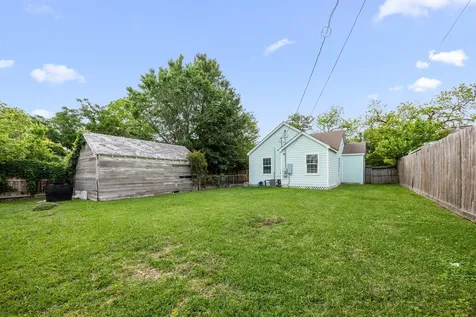 6942 Moss Rose Street Houston TX 77087