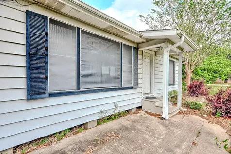 1504 Avenue K Nederland TX 77627