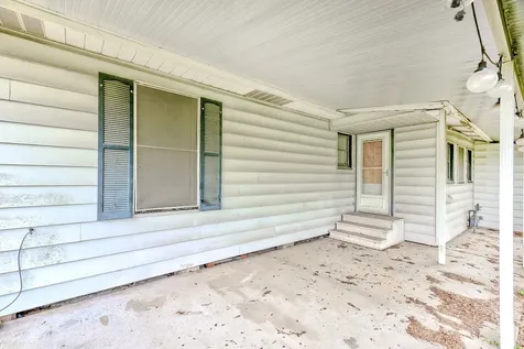 1504 Avenue K Nederland TX 77627
