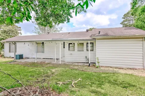 1504 Avenue K Nederland TX 77627