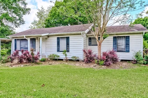 1504 Avenue K Nederland TX 77627