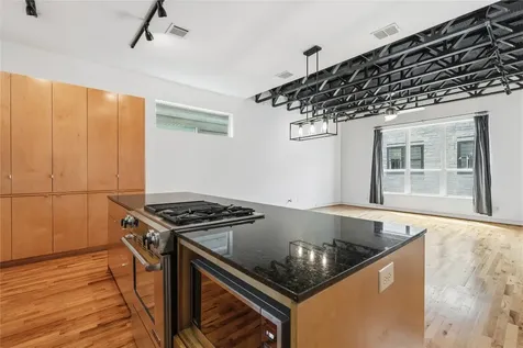 112 Byrne Street C Houston TX 77009