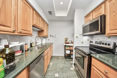 1116 Bering Dr Drive 28 Houston TX 77057
