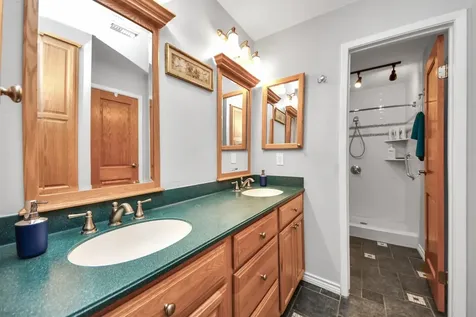 1116 Bering Dr Drive 28 Houston TX 77057
