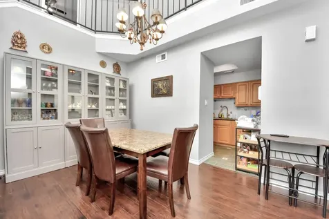 1116 Bering Dr Drive 28 Houston TX 77057