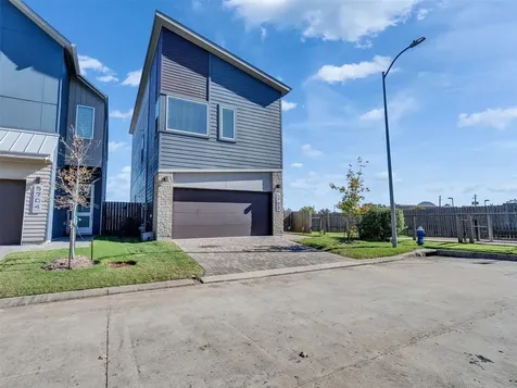 5702 Rucio Lane Houston TX 77092