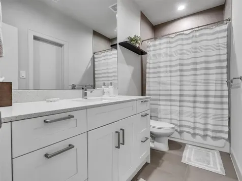 5702 Rucio Lane Houston TX 77092