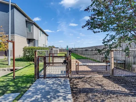 5702 Rucio Lane Houston TX 77092