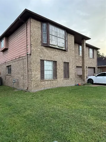 110 Almond Drive Lake Jackson TX 77566