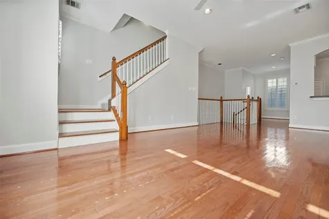 5106 Fairmont Street Houston TX 77005