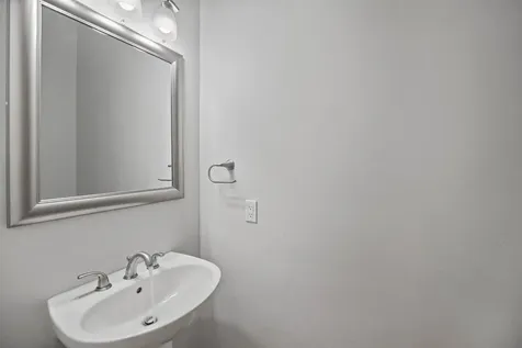 5106 Fairmont Street Houston TX 77005