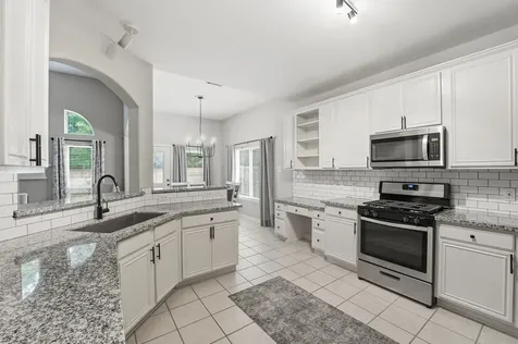 21812 Grand Lancelot Drive Kingwood TX 77339