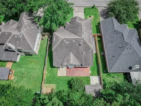 21812 Grand Lancelot Drive Kingwood TX 77339