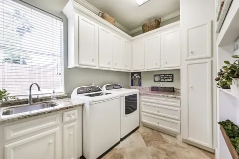 6215 Redwood Bridge Trail Houston TX 77345