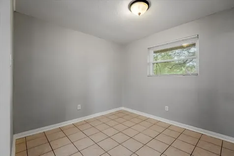 1935 Barnsley Lane Houston TX 77088