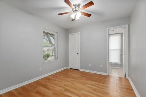 1935 Barnsley Lane Houston TX 77088