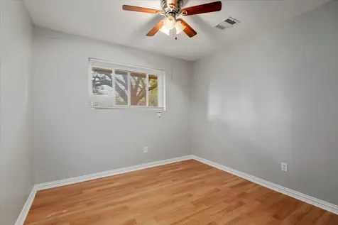 1935 Barnsley Lane Houston TX 77088