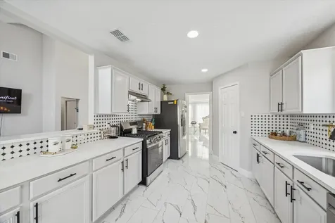 11306 Avon Place Houston TX 77066