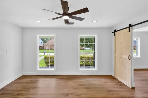 4820 Country Club View Baytown TX 77521