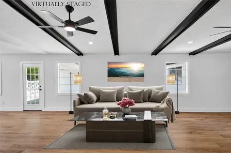 4820 Country Club View Baytown TX 77521