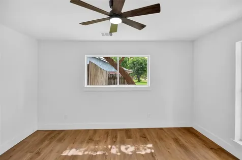 4820 Country Club View Baytown TX 77521