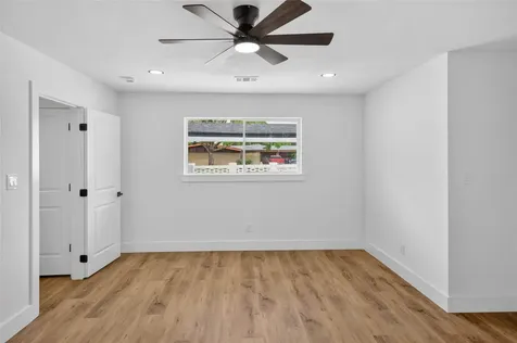 4820 Country Club View Baytown TX 77521