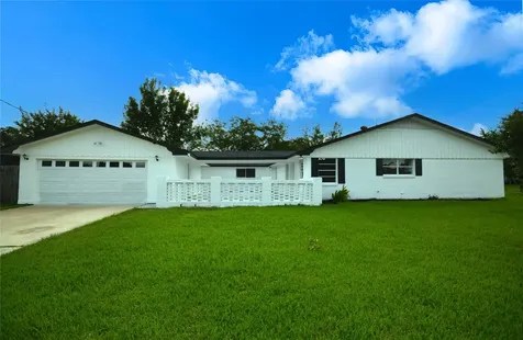 4820 Country Club View Baytown TX 77521