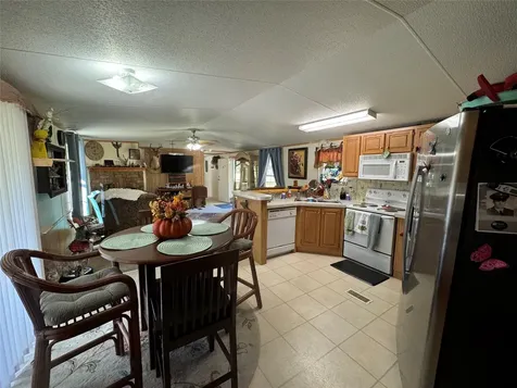 645 Deer Park Drive Brookeland TX 75931