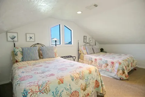 836 Eastview Crystal Beach TX 77650