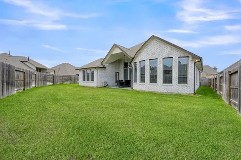 32335 Noble Creek Drive Conroe TX 77385