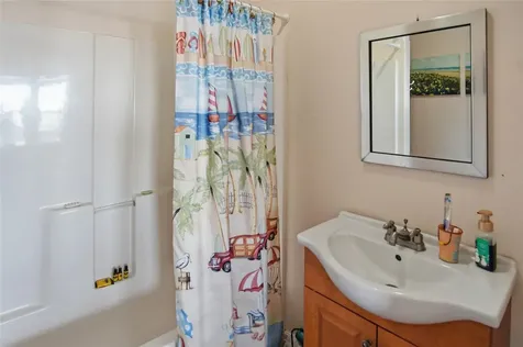 919 Mary Ann Crystal Beach TX 77650