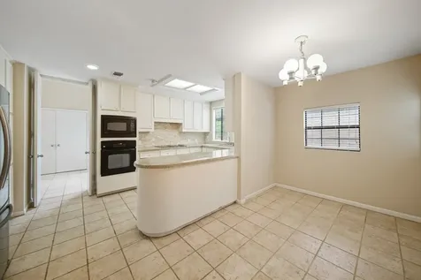 130 Sugarberry Circle Houston TX 77024