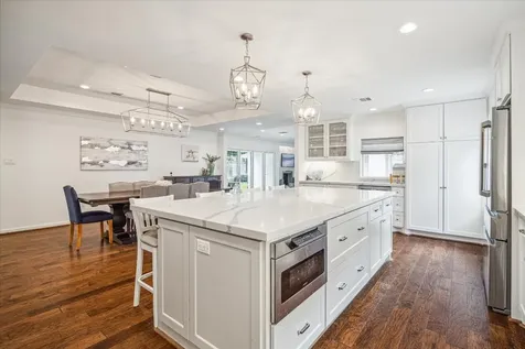 6249 Olympia Drive Houston TX 77057