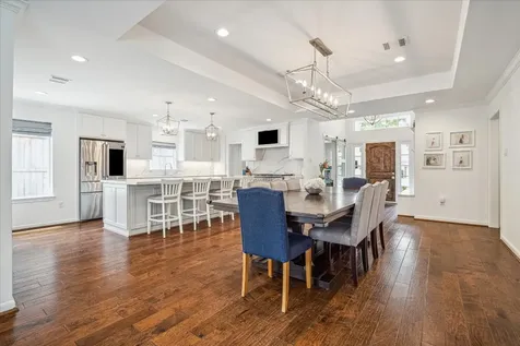 6249 Olympia Drive Houston TX 77057