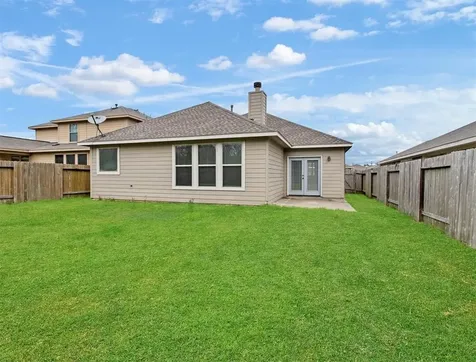 304 Country Crossing Circle Magnolia TX 77354