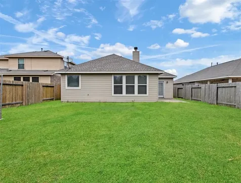 304 Country Crossing Circle Magnolia TX 77354