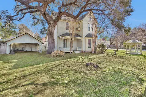 311 E Colorado Street La Grange TX 78945