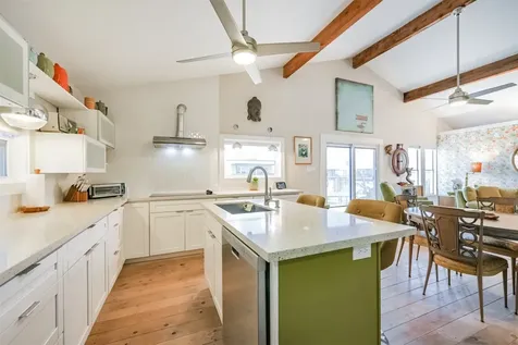 22112 Yoakum Drive Galveston TX 77554