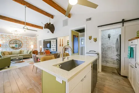 22112 Yoakum Drive Galveston TX 77554