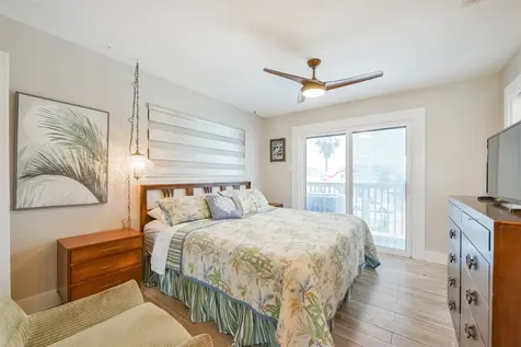 22112 Yoakum Drive Galveston TX 77554